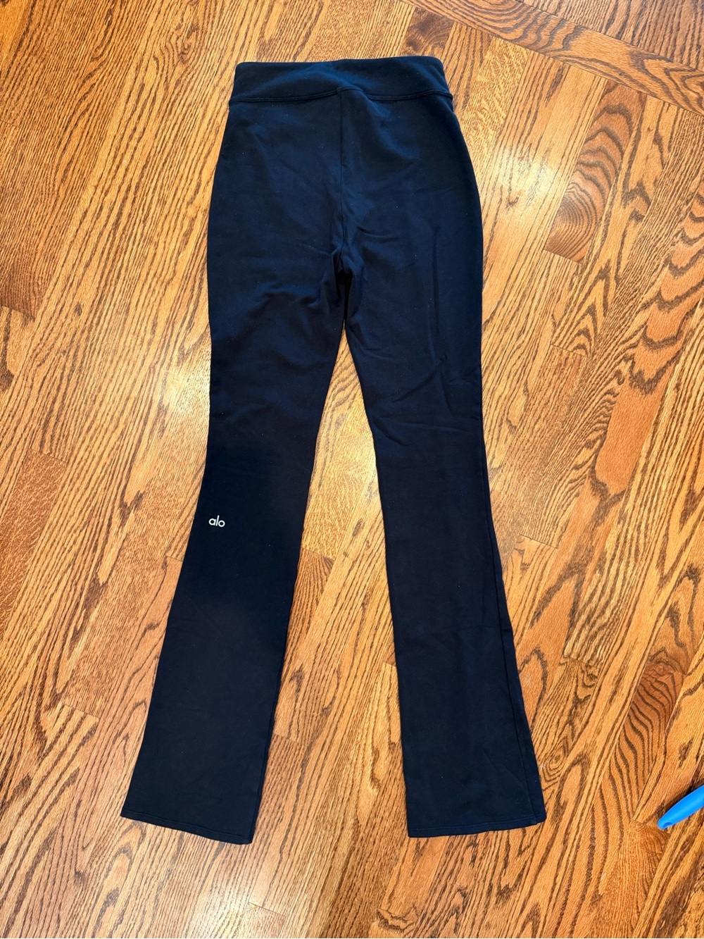Alo Yoga Airbrush High-Waist Flutter Legging, XS - Picture 3 of 6